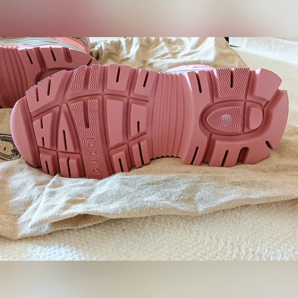 New. Gucci lace up booties - Picture 10 of 12